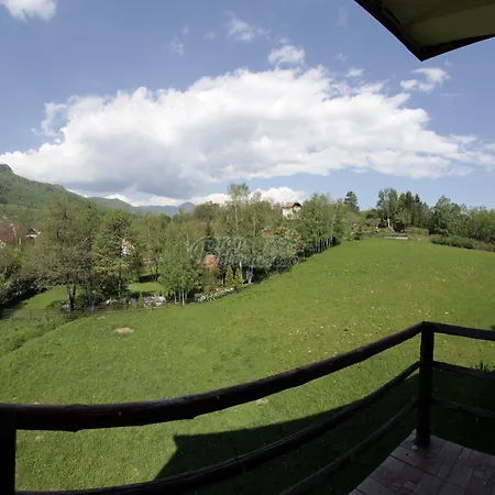 Bran Belvedere International Guest house 4*