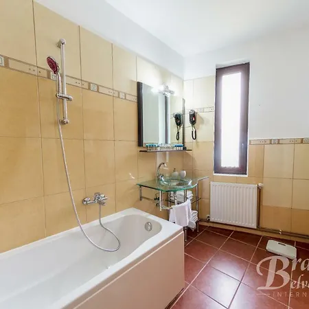Bran Belvedere International 4*